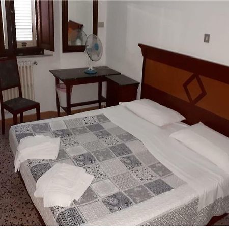 Hotel Stella Follonica Zewnętrze zdjęcie
