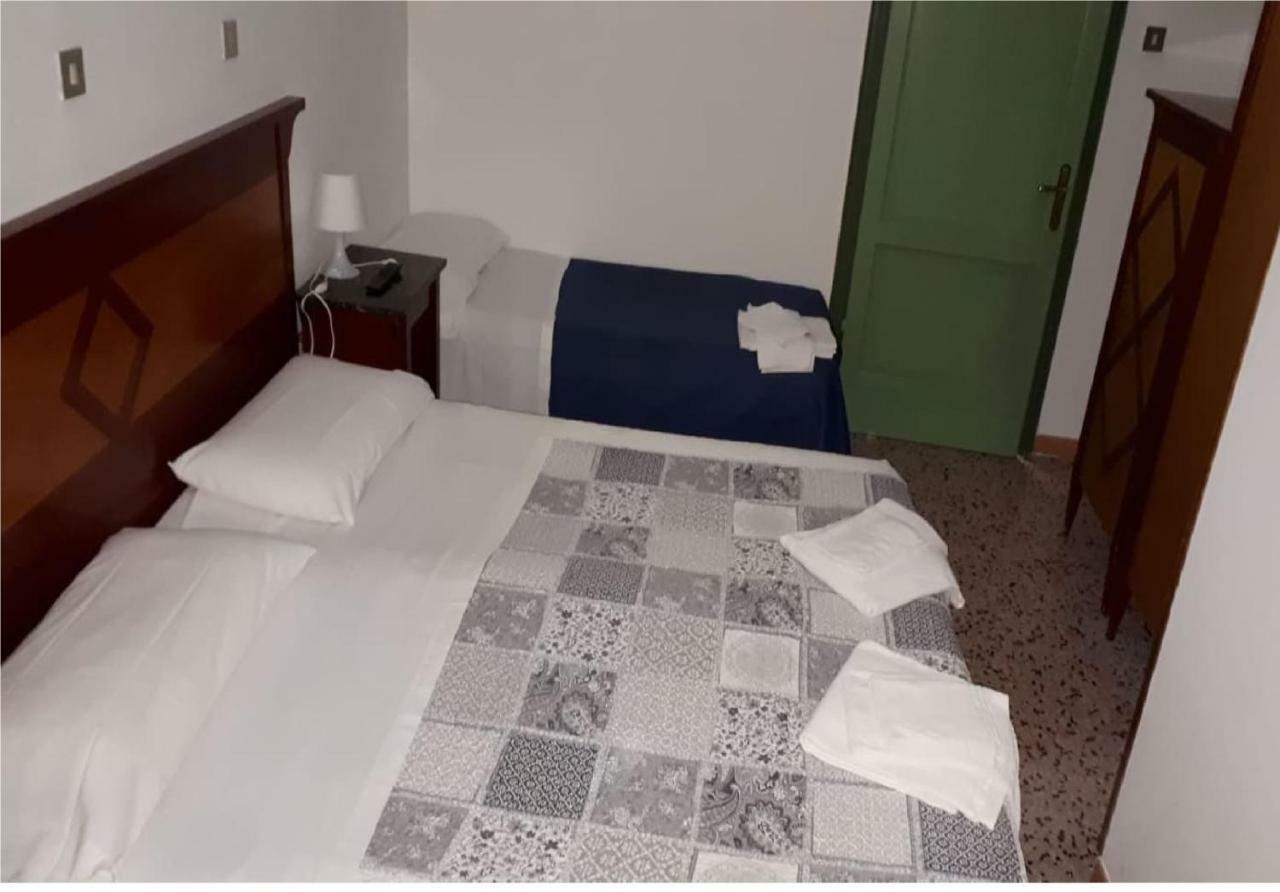 Hotel Stella Follonica Zewnętrze zdjęcie